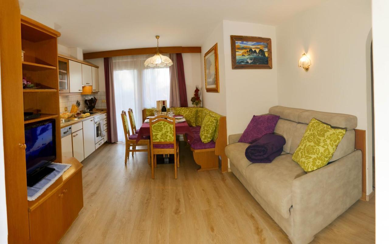 Villa Artic Apartments Campitello di Fassa Buitenkant foto