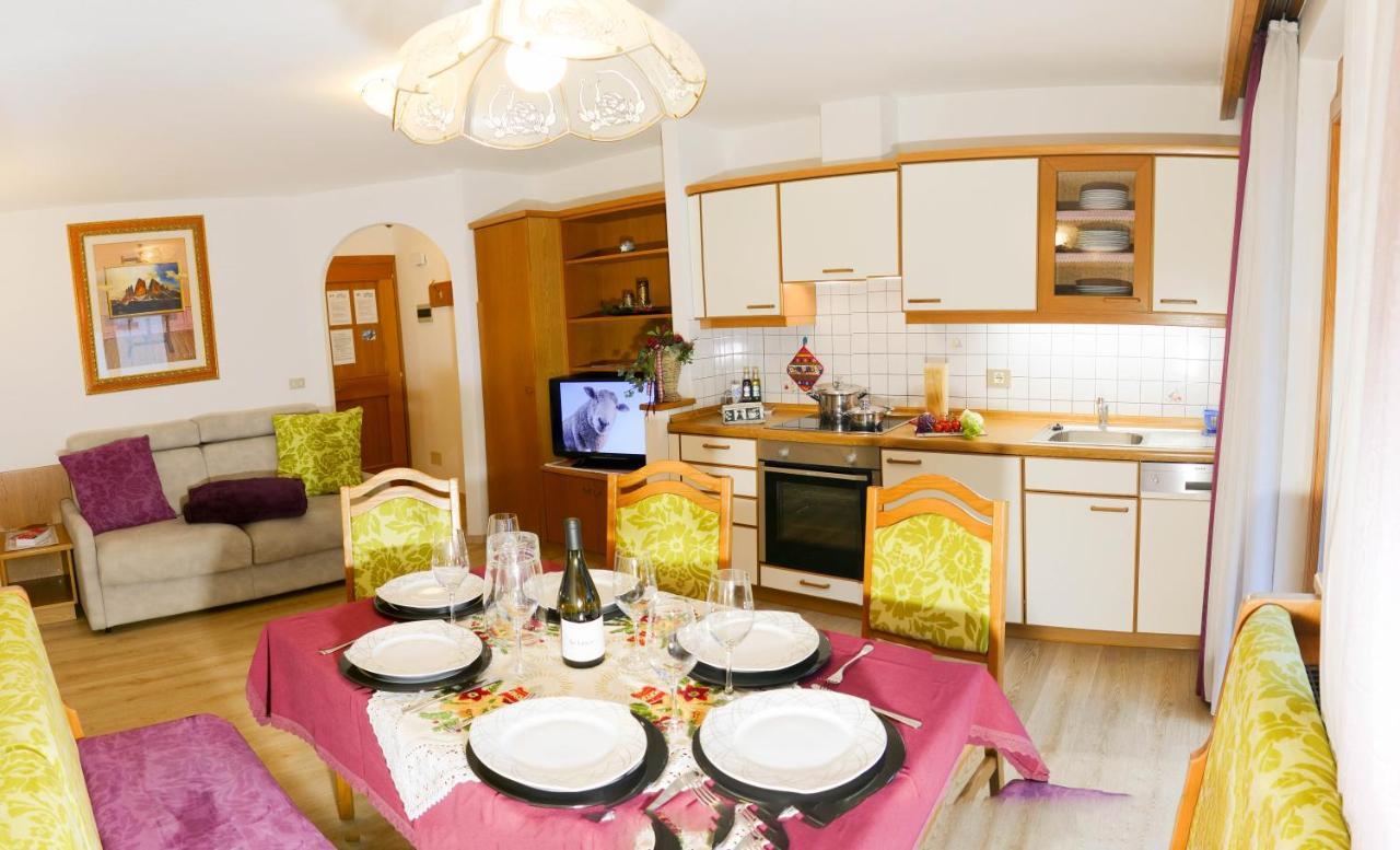 Villa Artic Apartments Campitello di Fassa Buitenkant foto